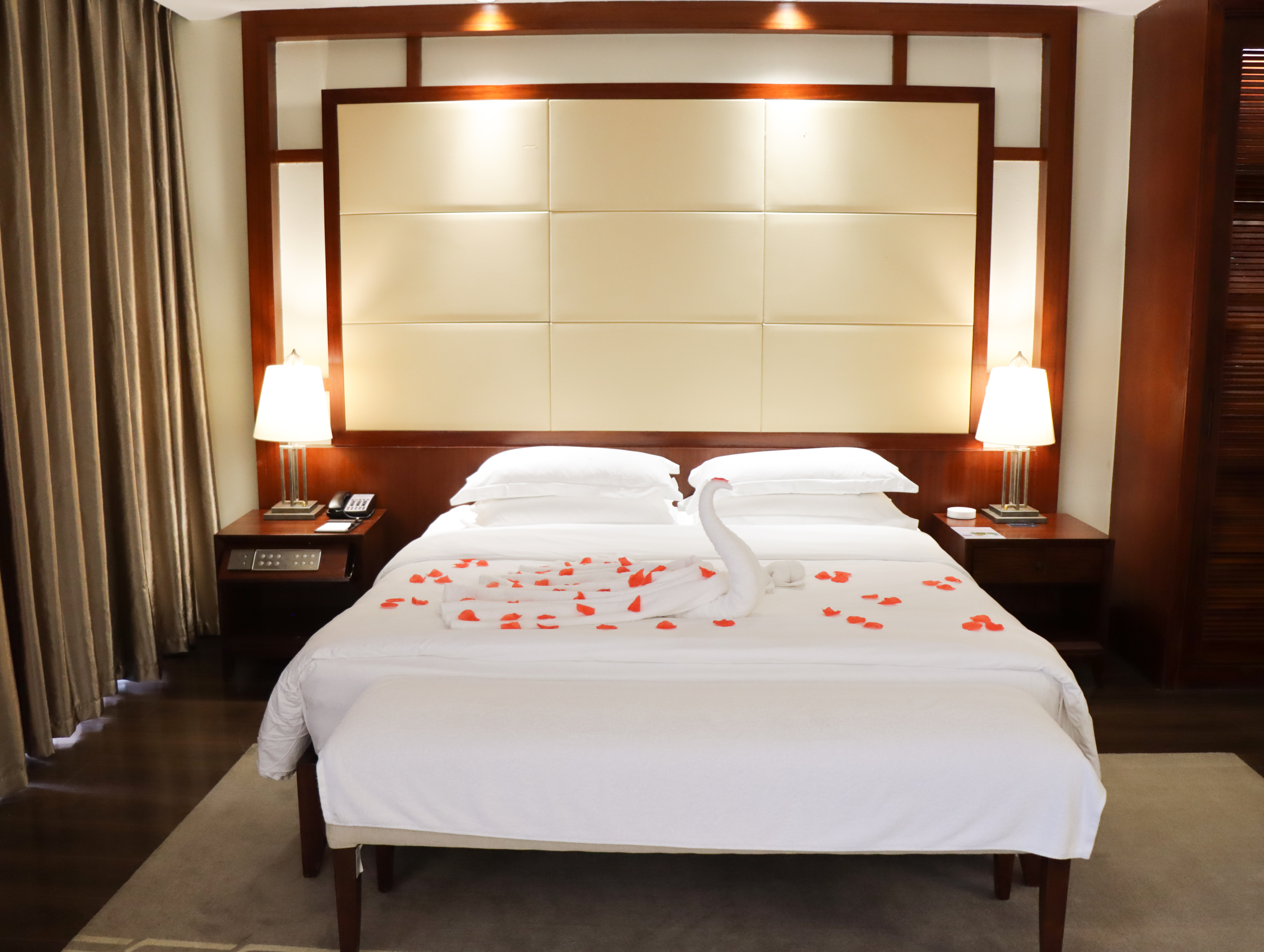 温泉高级套房（温泉水+观景大阳台）