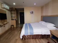 Kaiman Hotel (Jiujiang Wuning Xihai Bay Cultural Plaza) فنادق في وونينغ