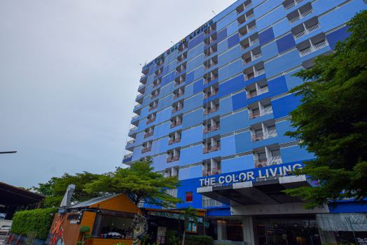 โรงแรม เดอะ คัลเลอร์ ลิฟวิ่ง