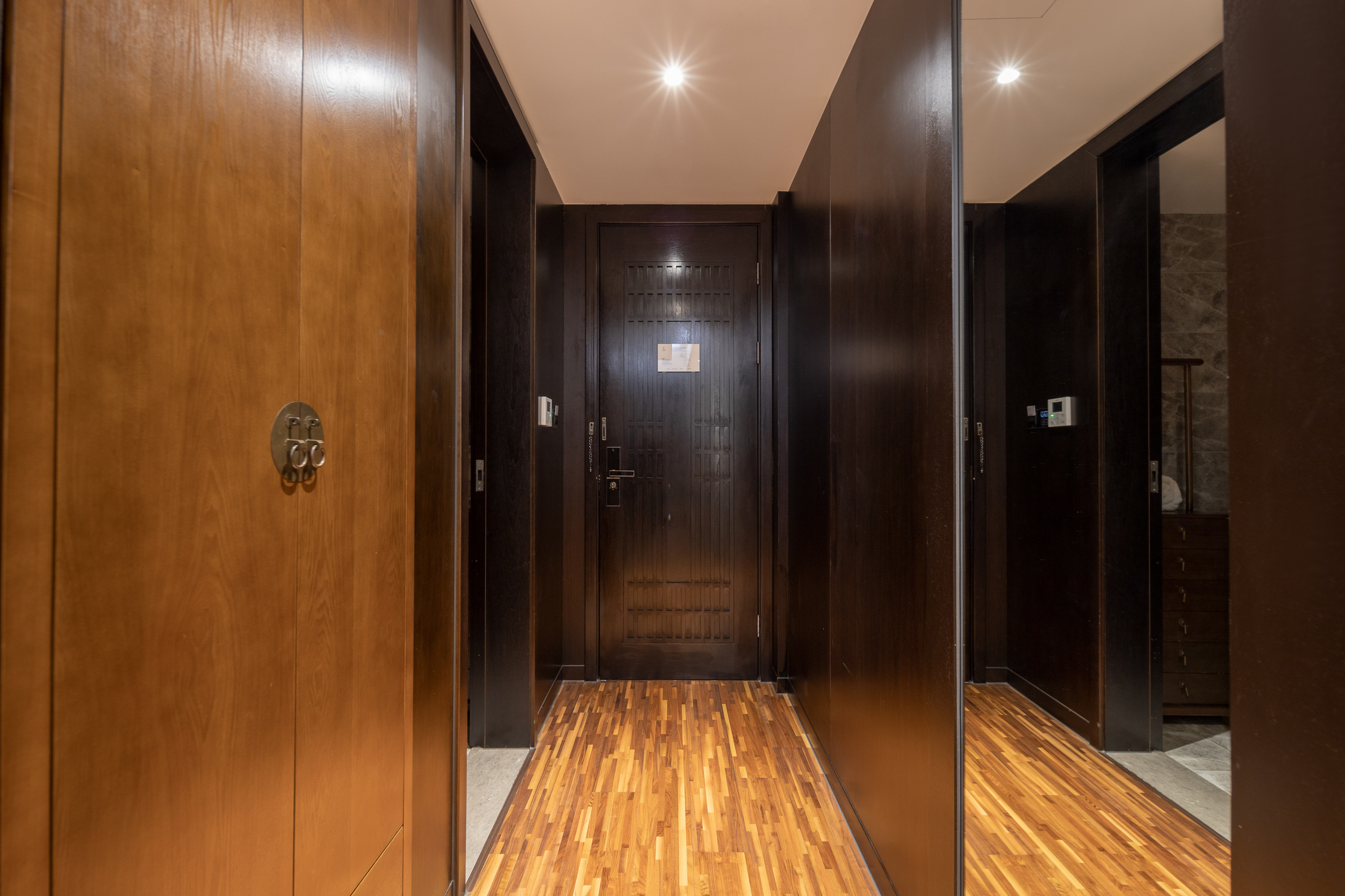 秋分·临街大床房