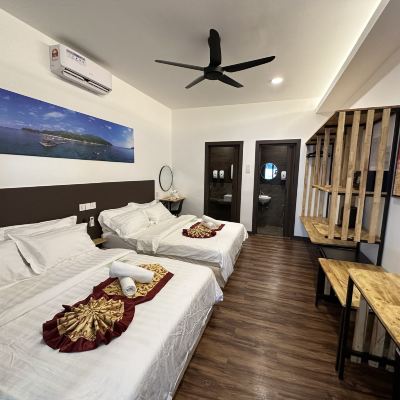 Deluxe Family Room Kupon The Barat Perhentian Beach Resort