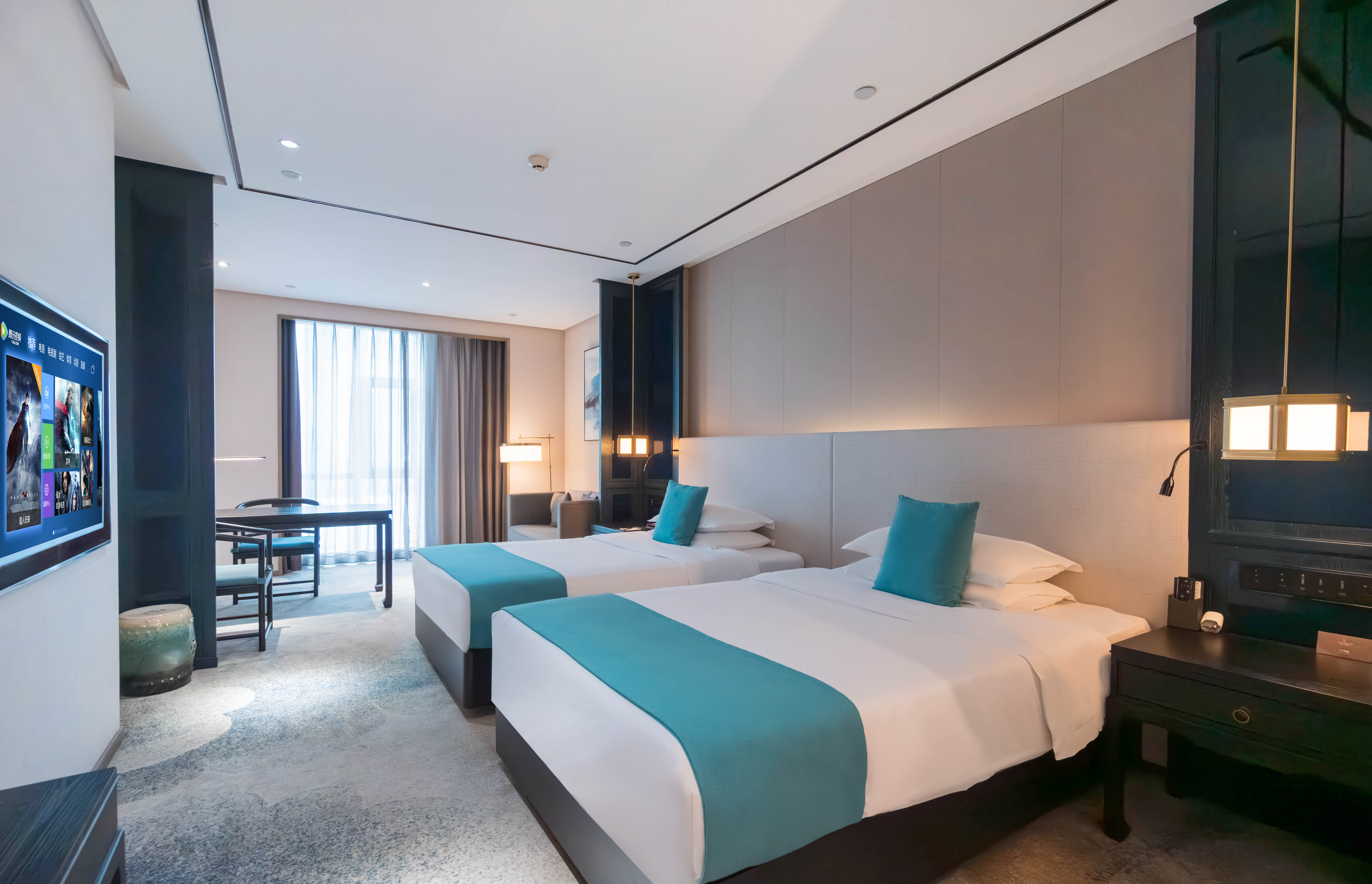 港府洲际双床房