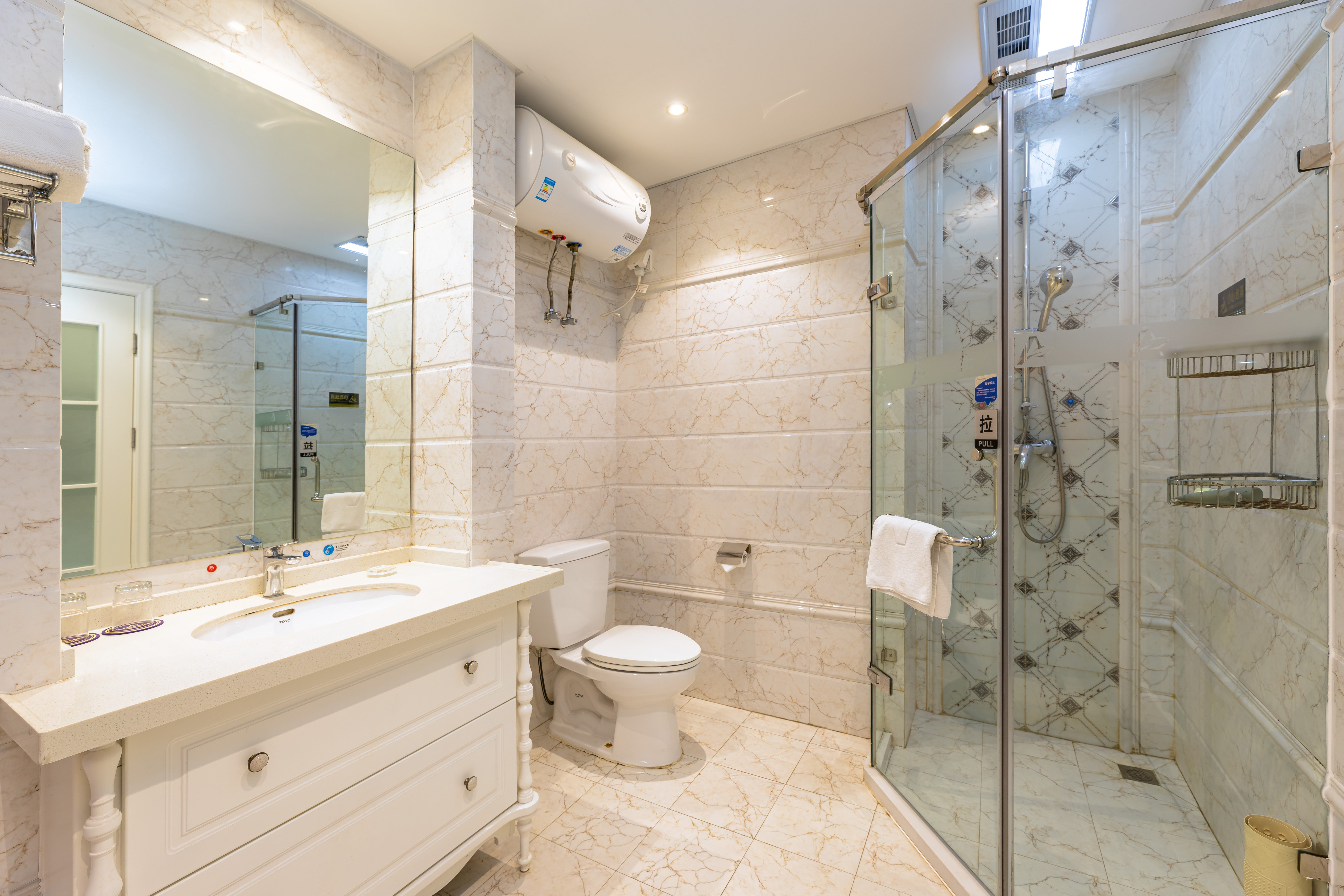 舒适海景家庭房