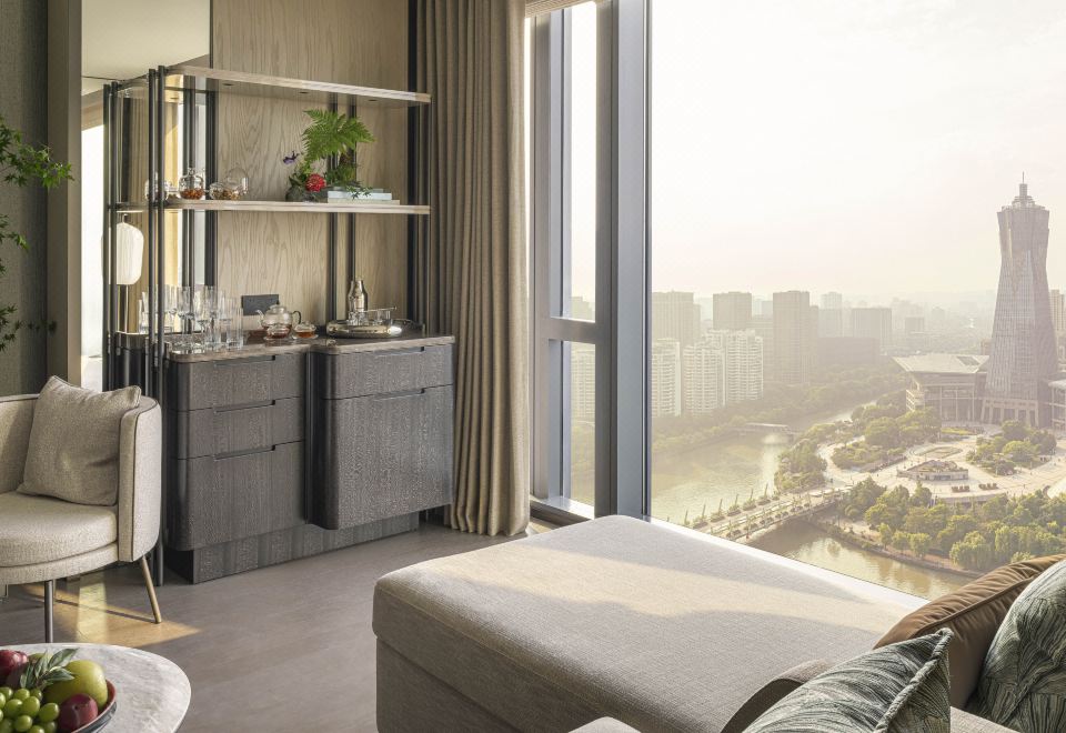 尊贵运河景大床房