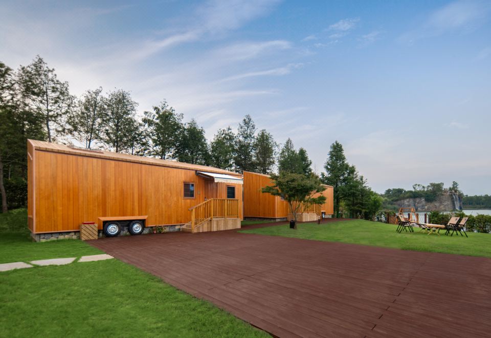 Yixing Inlong Narada Resort HotelLakeside Two-Room Cabin 