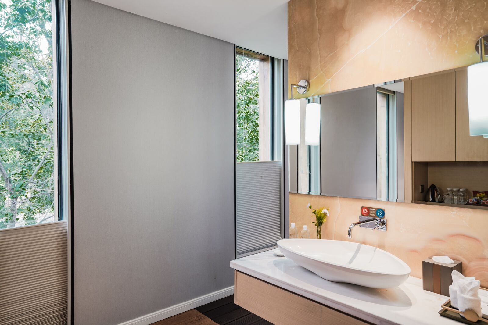 小黄鸭主题童趣亲子房