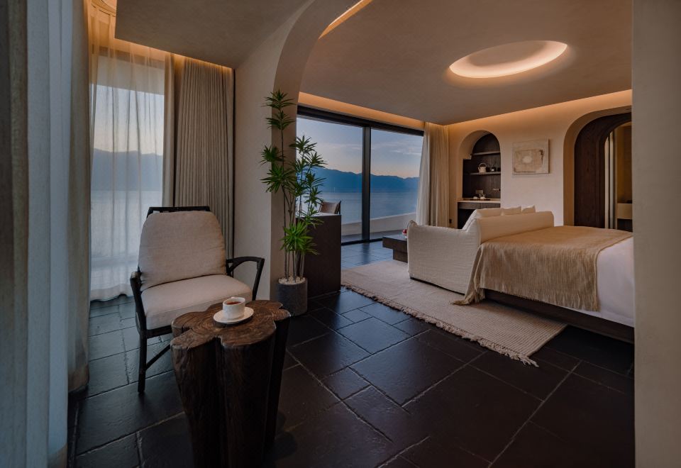 海景豪華特大床房06「戴森吹風機+全屋智能」