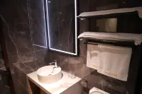 Yazhi Meiyue Hotel