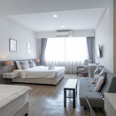 Deluxe Triple Room Ratchadamnoen Residence Promo Code