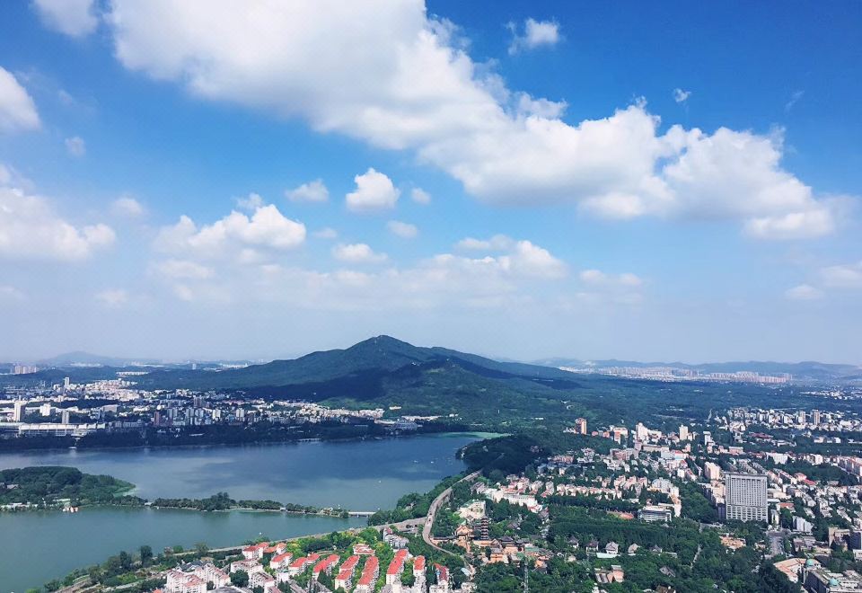 InterContinental NanjingDeluxe Suite