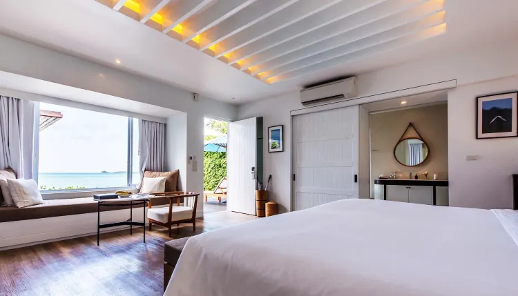 Celes Beachfront Pool Suite