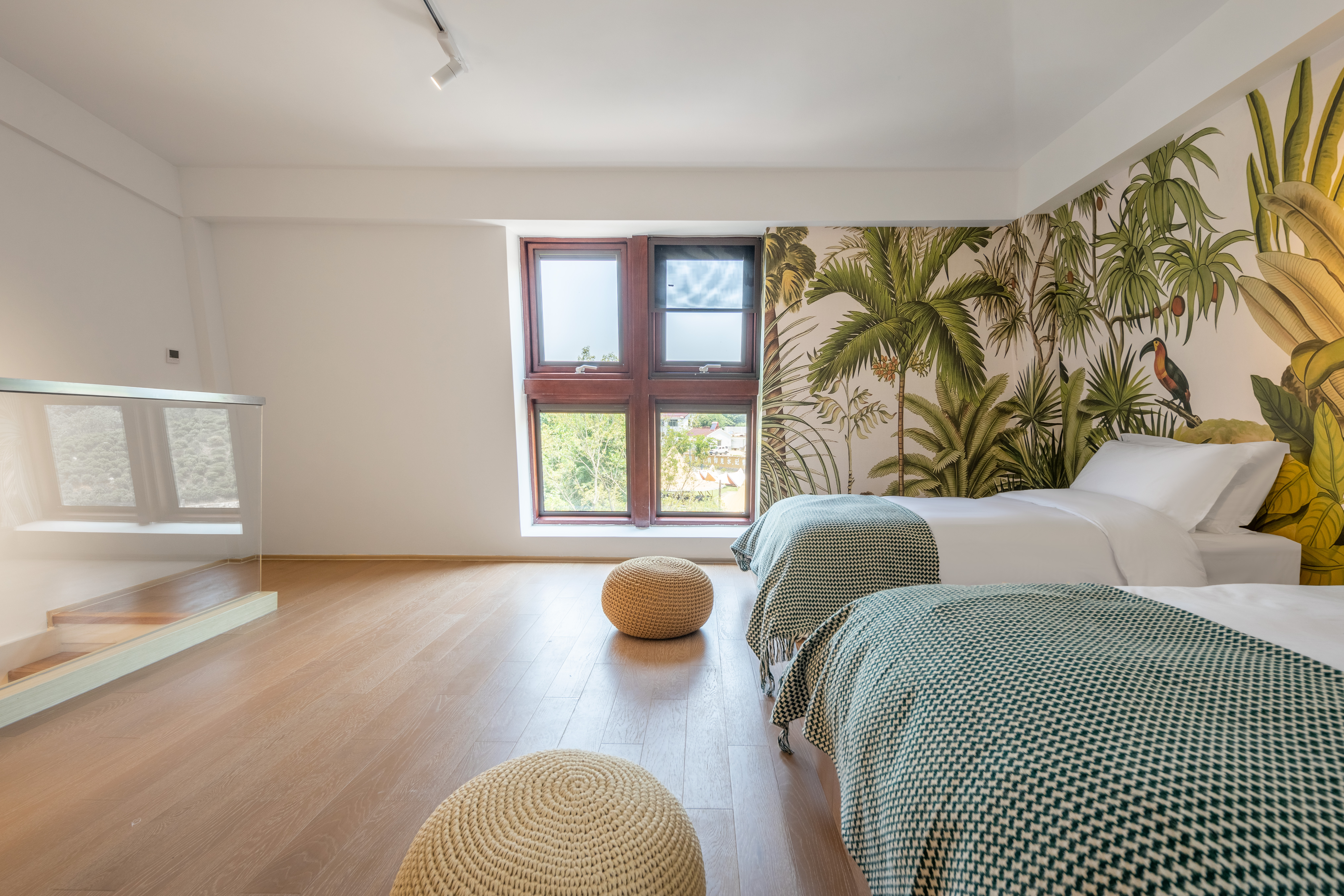 南院?6号楼?4房包栋