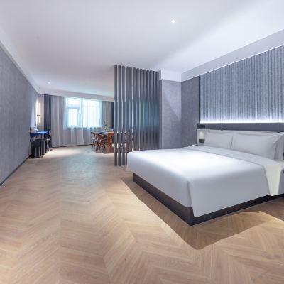 高級影音套房（Mini小冰箱+投屏電視+深睡枕PRO） 福州三坊七巷輕居飯店優惠