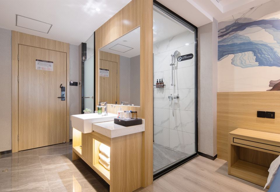 欢乐家庭亲子房