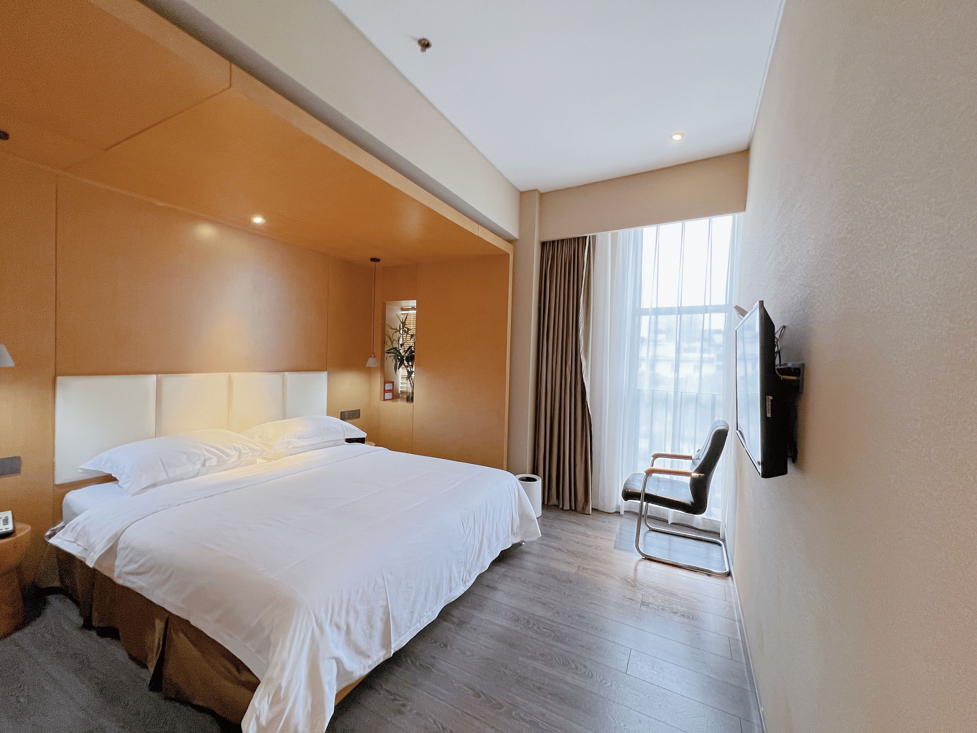 豪华棋牌大床房