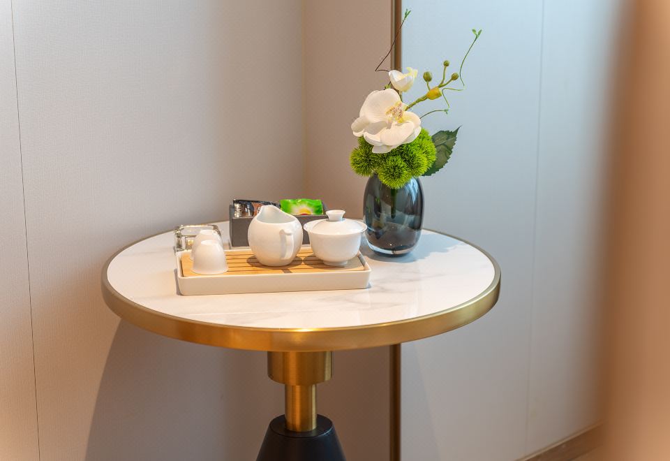 简约大床房（闽南茶具+明亮通透+独立弹簧床垫）