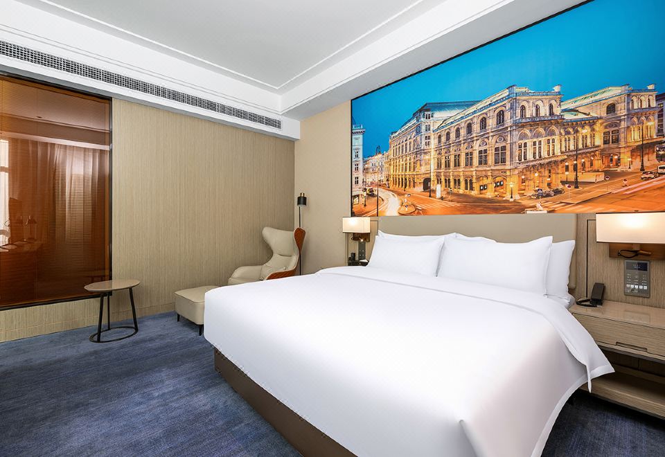 行政大床房（全语音智能+舒适深睡床垫+迷你冰箱）