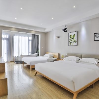 星河｜花園浴缸雙床房【百寸投影+恆溫馬桶+花園景觀】 嵐舍半島·花園飯店優惠