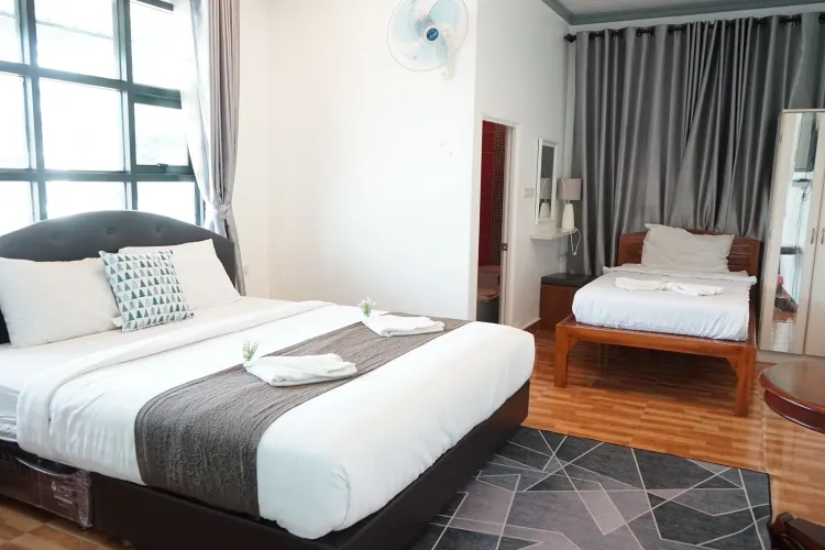 ห้องดีลักซ์ สำหรับสามท่าน