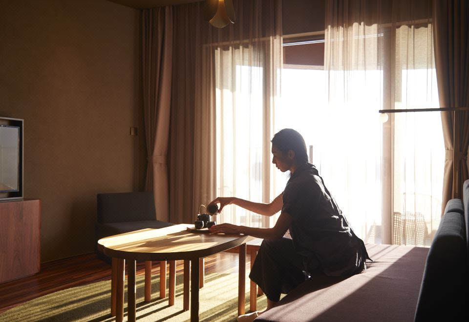 豪華湖景雙臥家庭套房