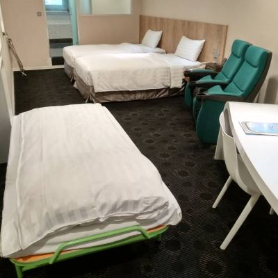 豪華雙床房-附加床 台北西門航棧商旅優惠