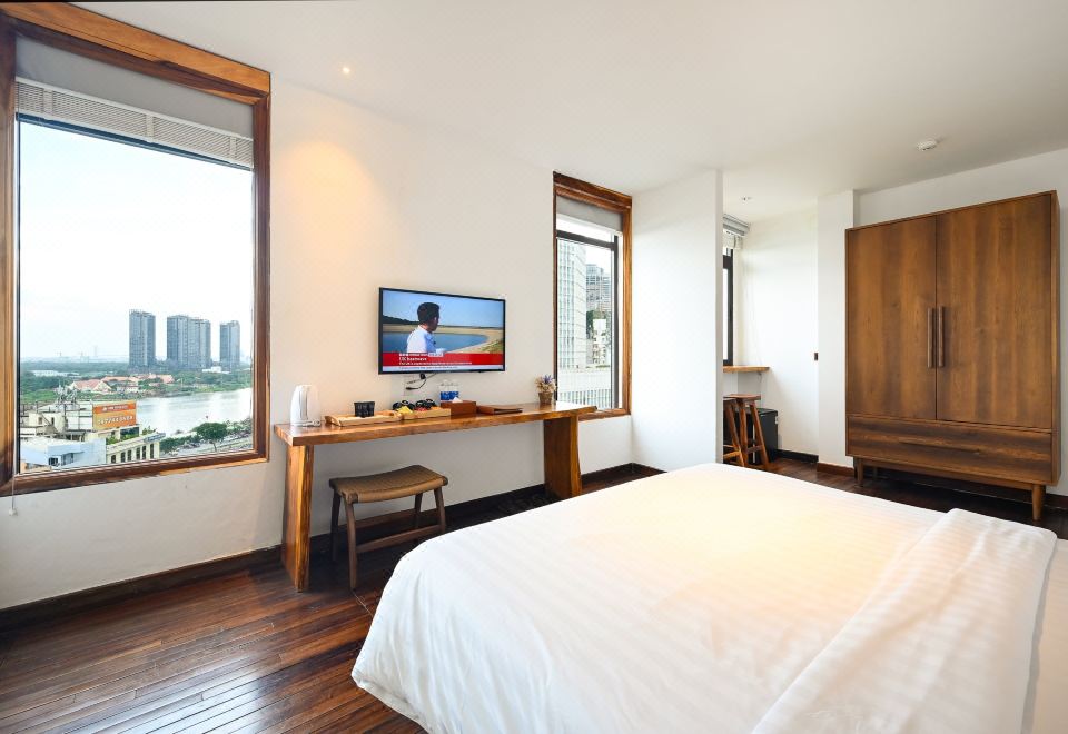 天空宝石河景房