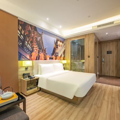 行政大床房（手機投屏） 上海莘莊亞朵酒店優惠