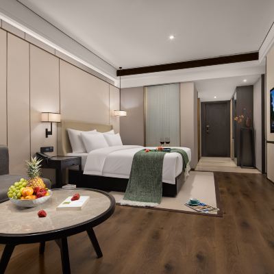 享沐·浴缸大床房（膠囊咖機&智能馬桶&養生泡腳桶） 長沙海逸·臻品飯店（五一廣場省博物院店）優惠