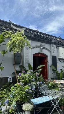 Peking  Yard Siheyuan Boutique Hotel(Garden&Terrace &Lama Temple&hutong&Houhai&Tiananmen&Restaurant Ξενοδοχεία στην πόλη 