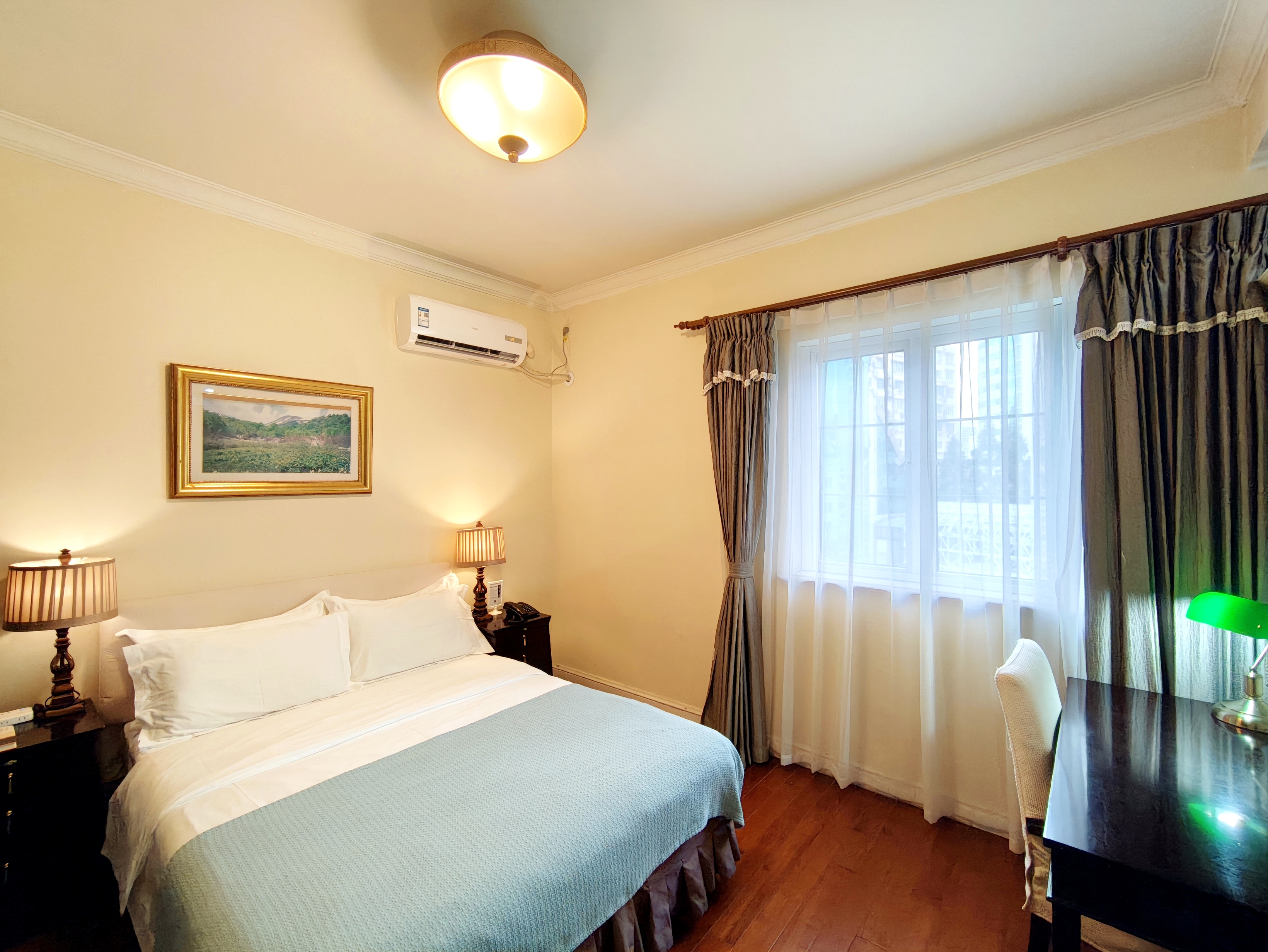 精致大床間| 西門子洗衣機| 燃氣灶廚房