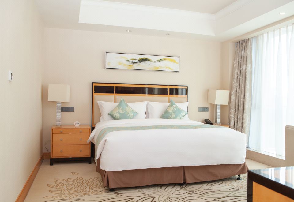 Business King Room