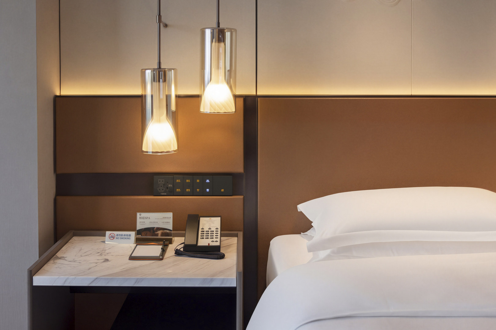 City View King Room