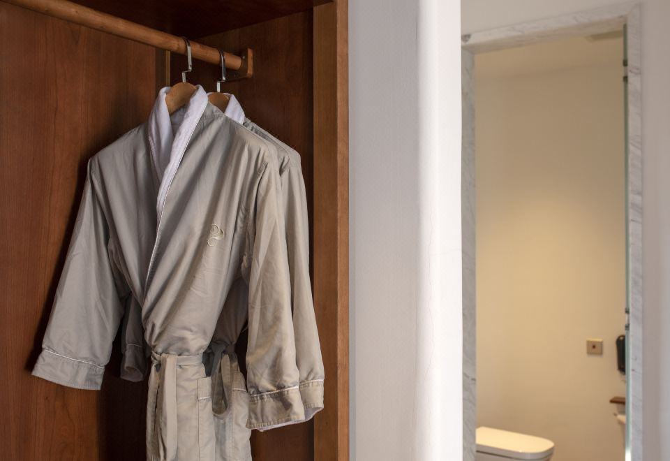 摩洛哥紅房別墅大床房