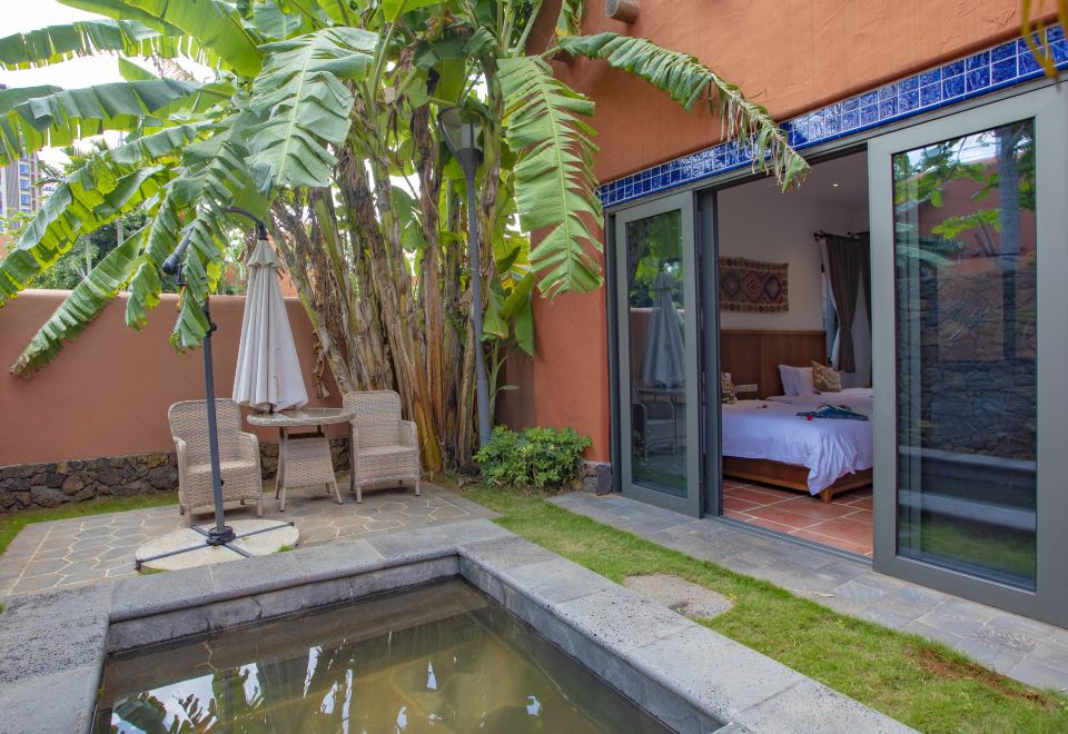 Xikang Yunshe Wellness & Resort HainanMoroccan Red Villa Twin Room