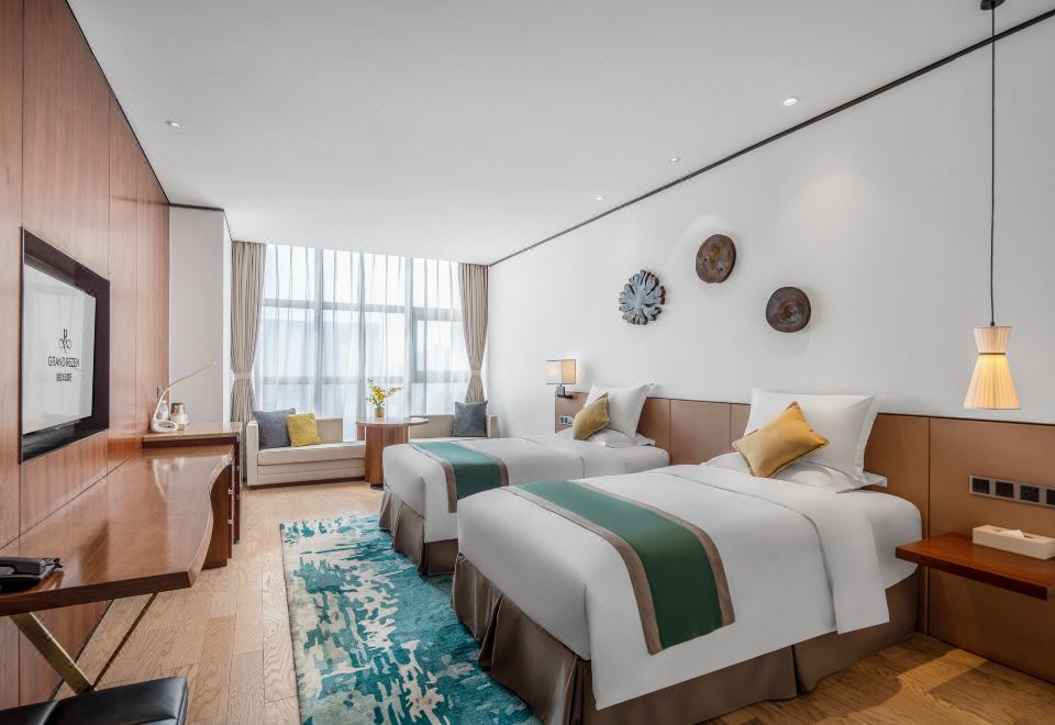 Deluxe 2-bed Room
