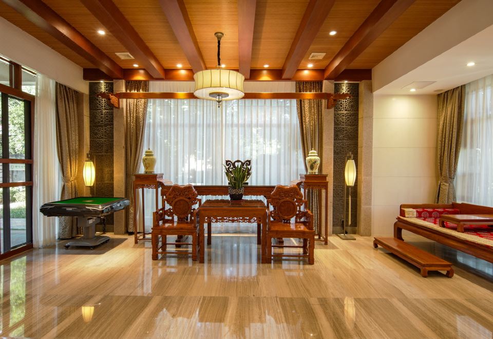 西溪森林十房KTV温泉别墅