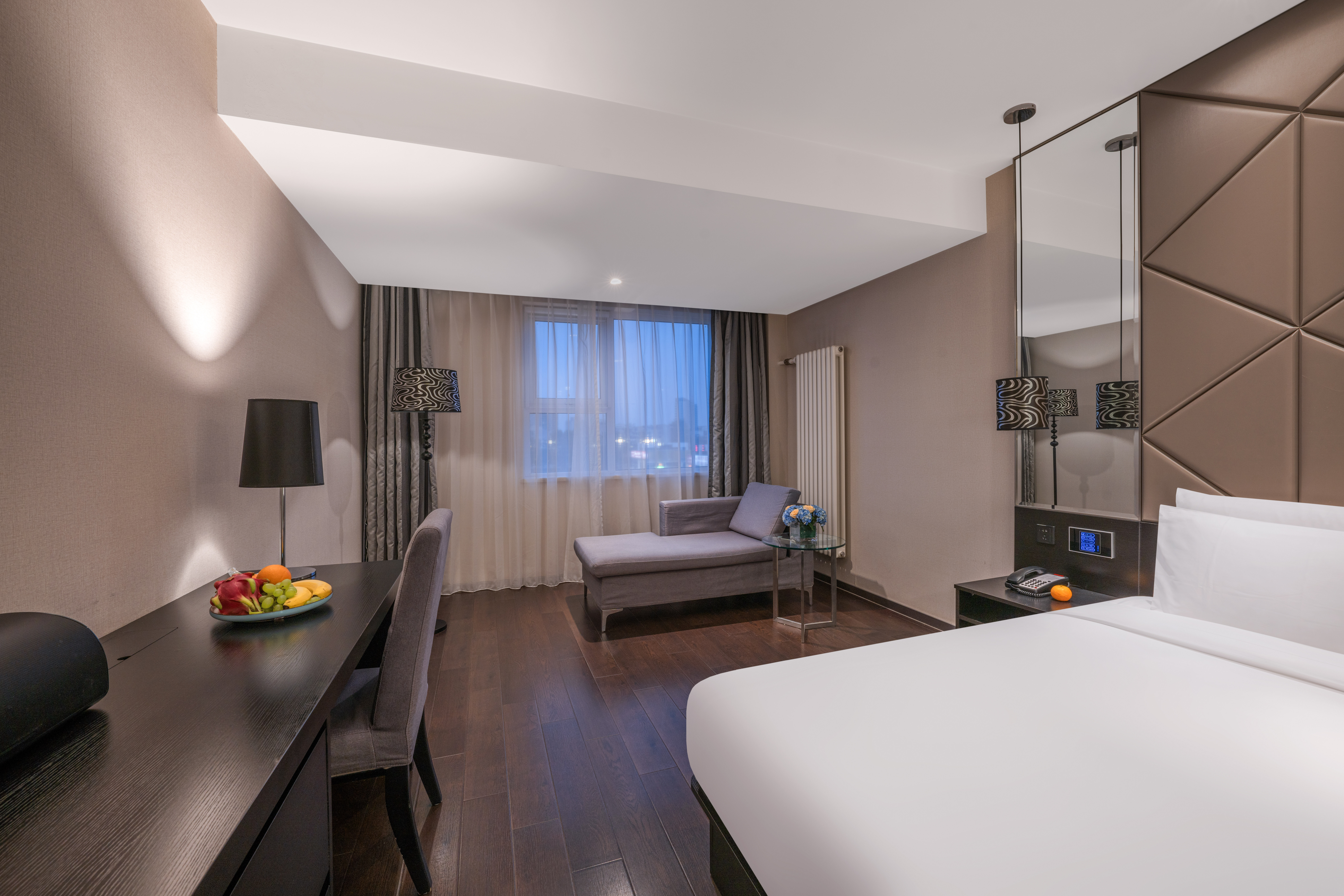 商务大床房（mini冰箱+桔舍轻甜+云梦枕）