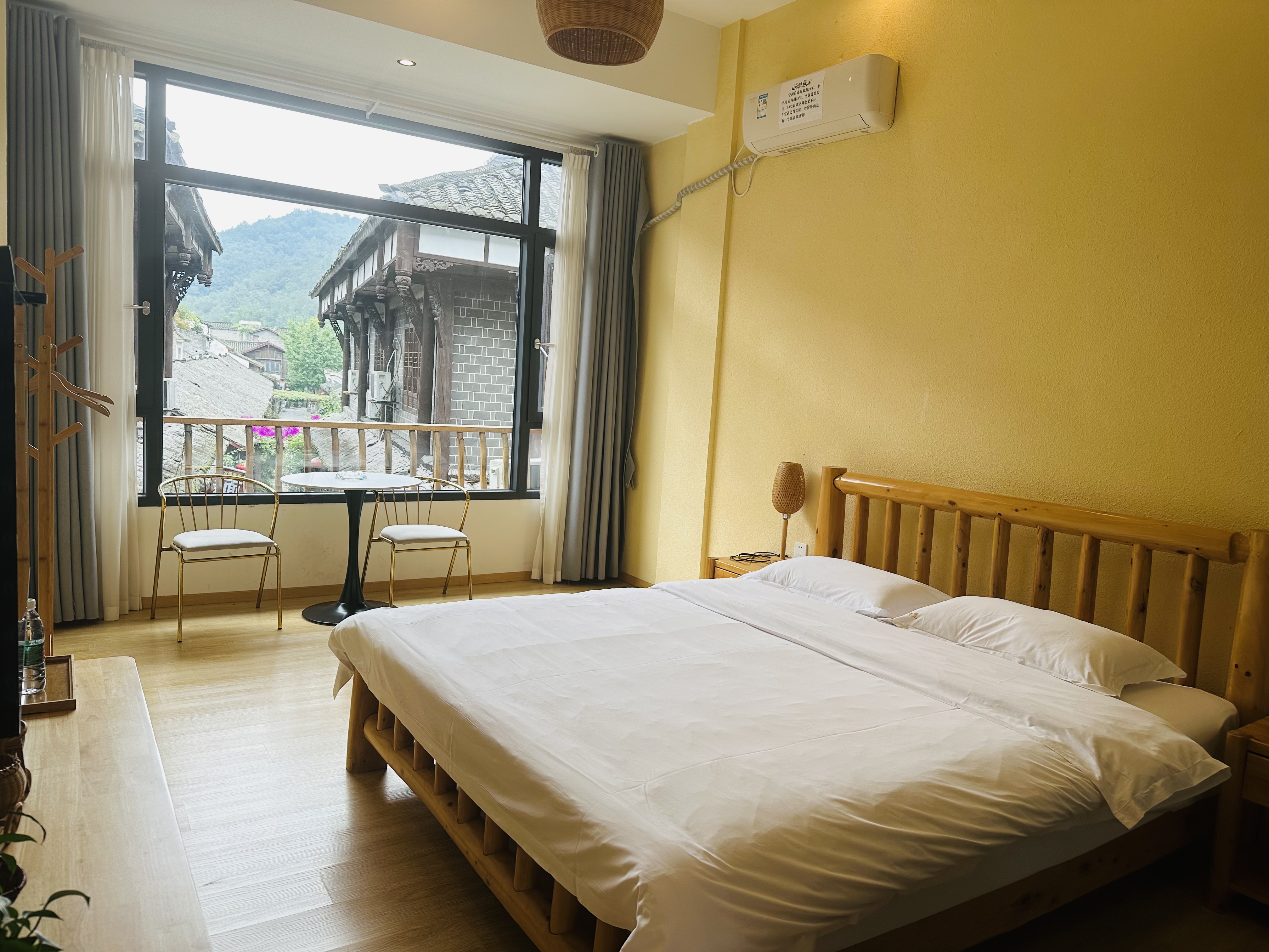 观景舒适大床房