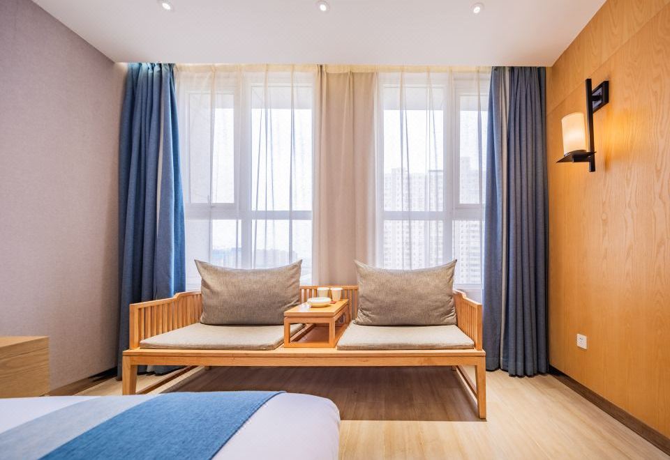 惠享·舒适大床房-近奥体中心+滻灞湿地公园