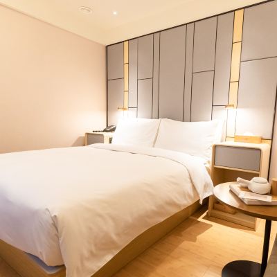 高級大床房A 全季飯店（上海外灘四川中路店）優惠