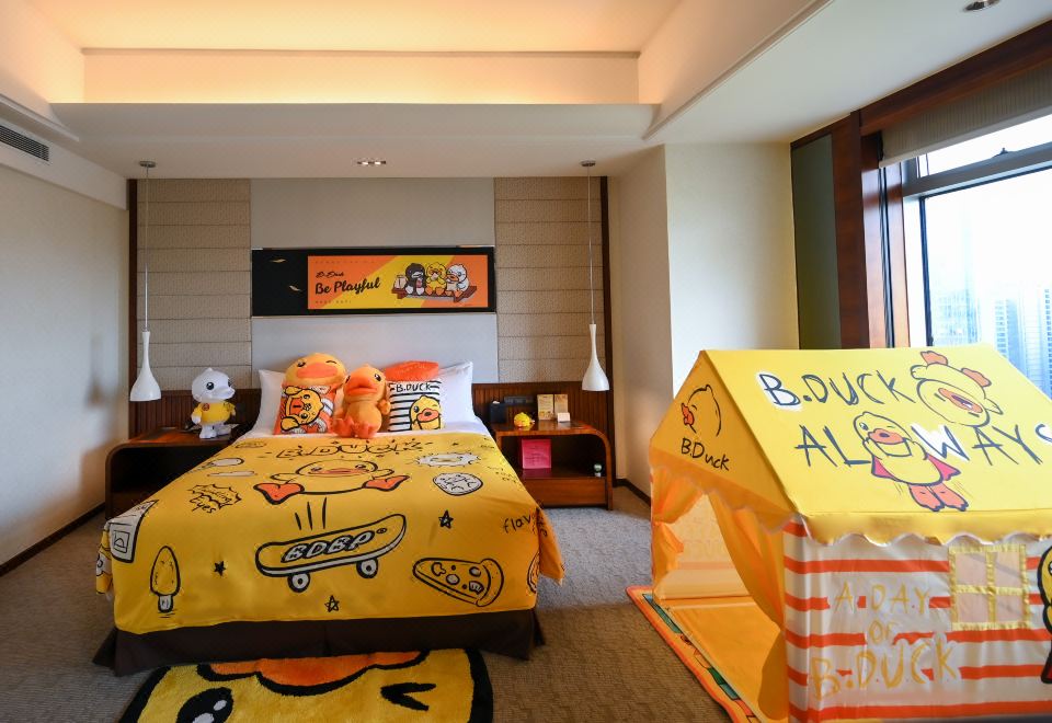 B.Duck小黄鸭主题开放式套房