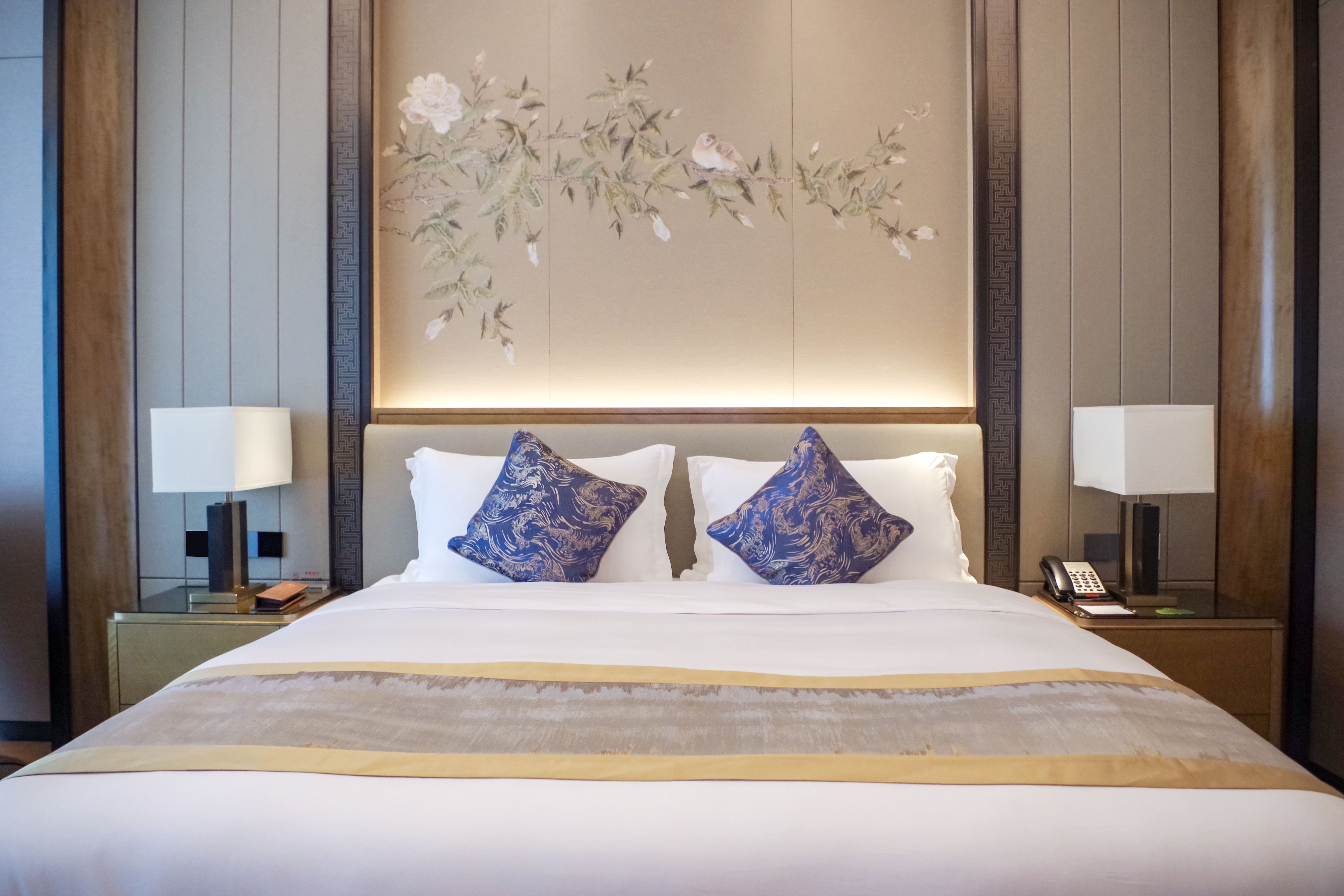 Executive Queen Room