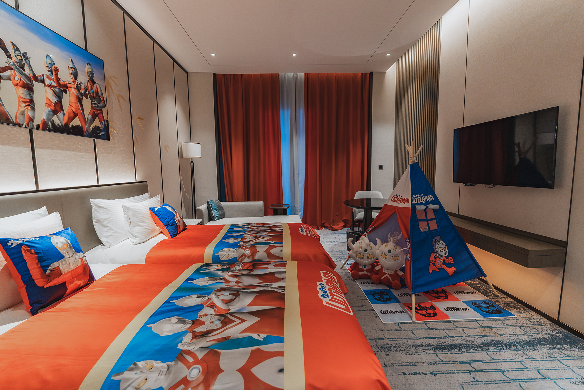 奥特曼主题亲子房
