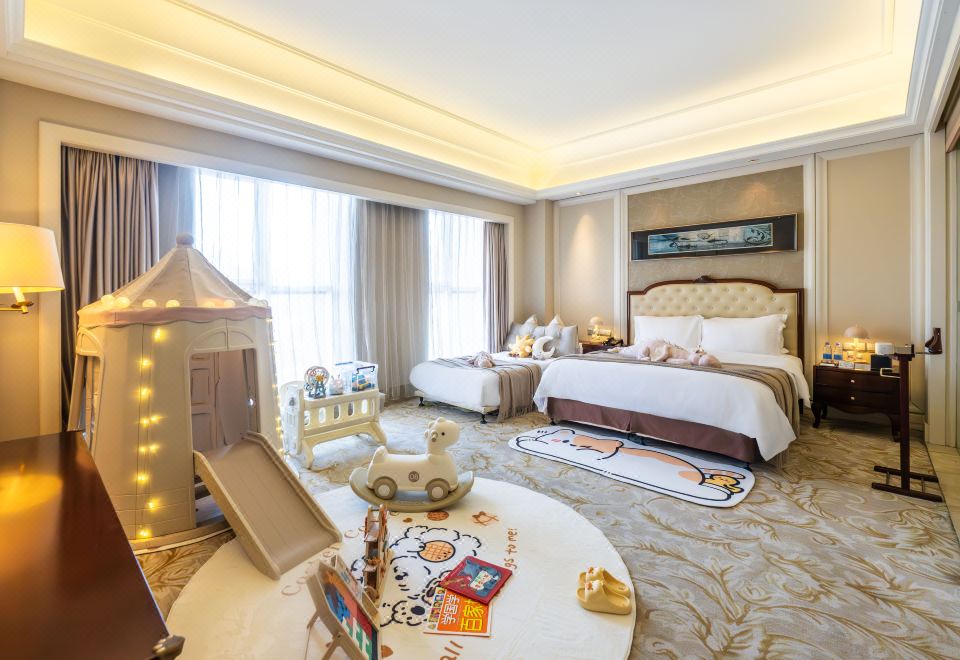 豪华家庭城景亲子房【小童帐篷滑梯+玩具图书+星空灯】