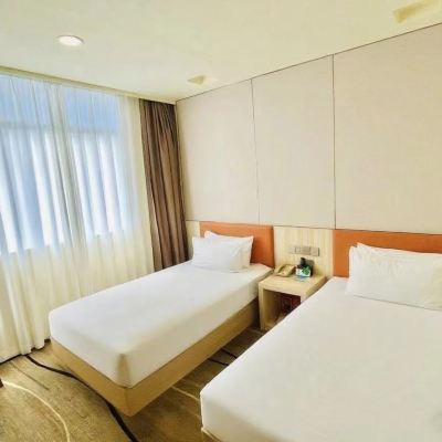 精品雙床房 白雲城市飯店（廣州火車站地鐵站店）優惠