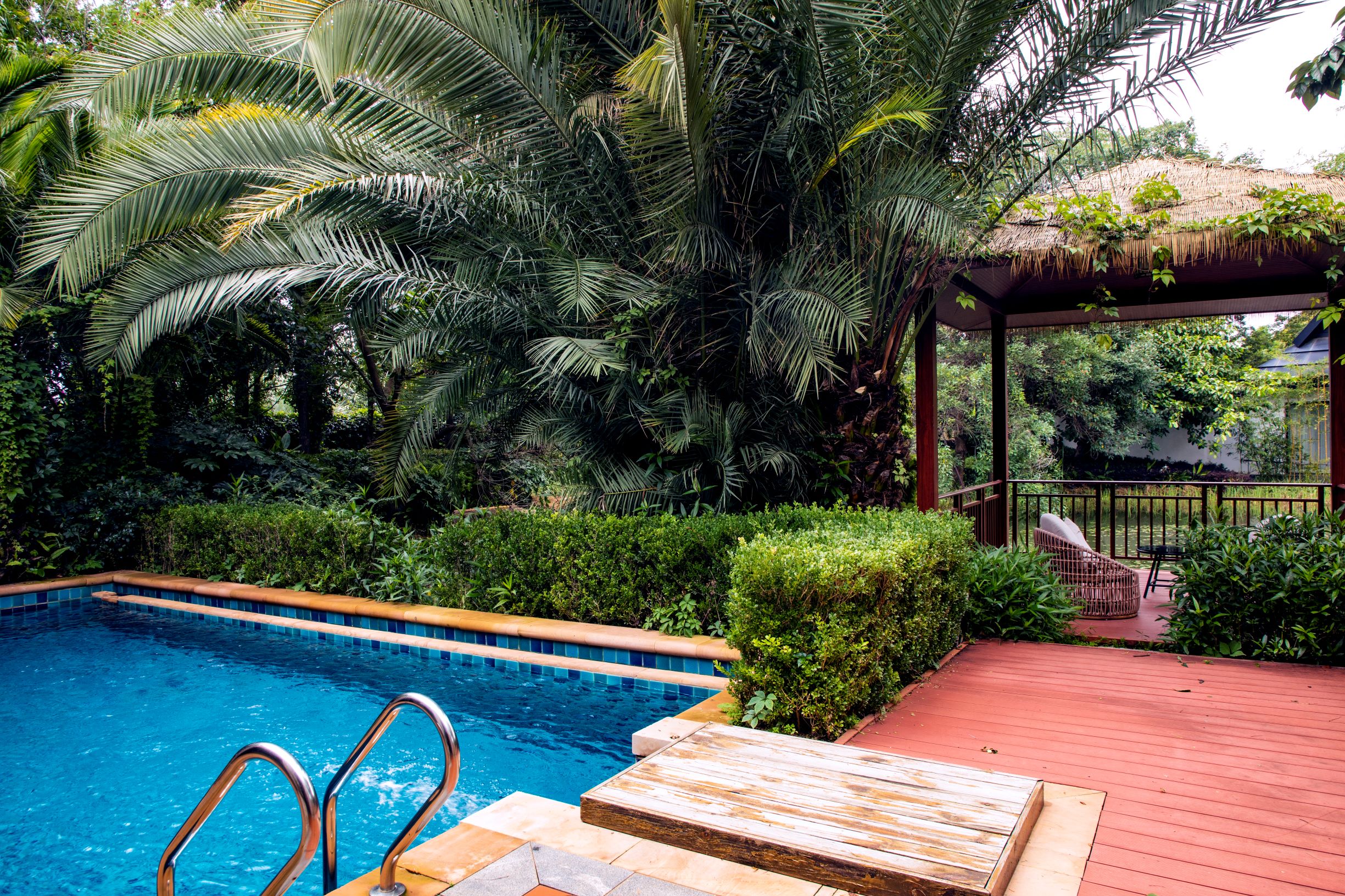 别墅豪华泡池家庭套房（一室一厅+2个榻榻米）