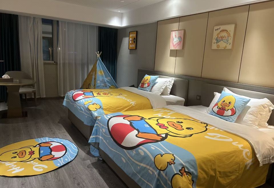 亲子双床房