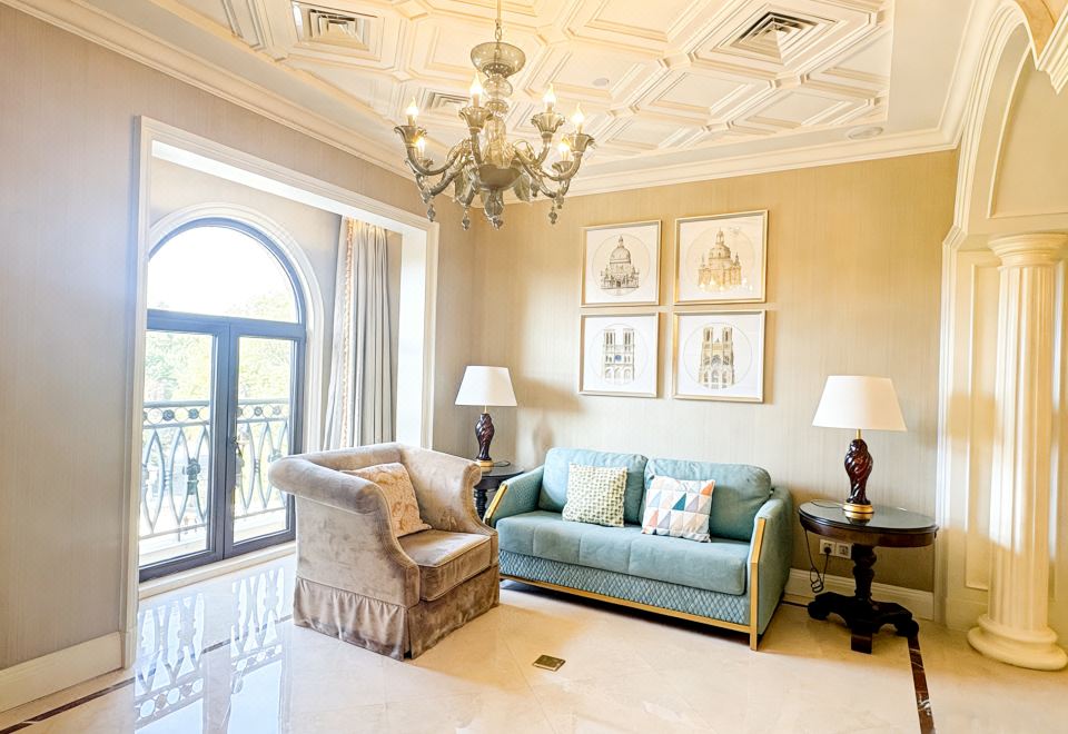 180度观景｜美式会客厅套房