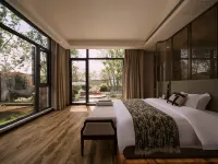 Huangpi Lianju · Lujiang Resort Hotel