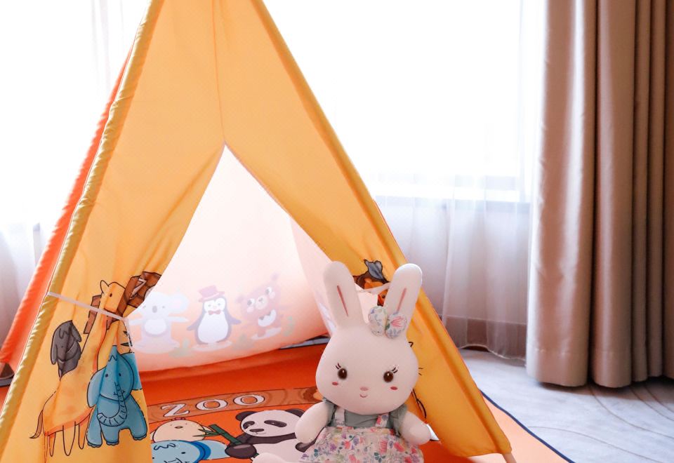 家庭親子聯通房